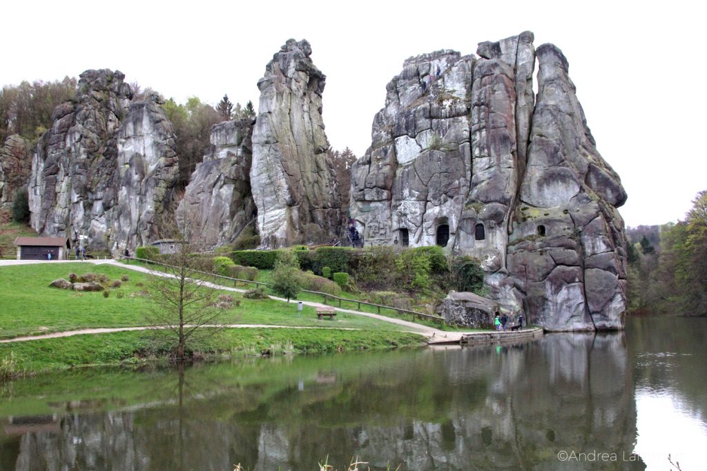 Externsteine, Spirituell, Teutoburger Wald, Bad Meinberg, Panoramabild mit See