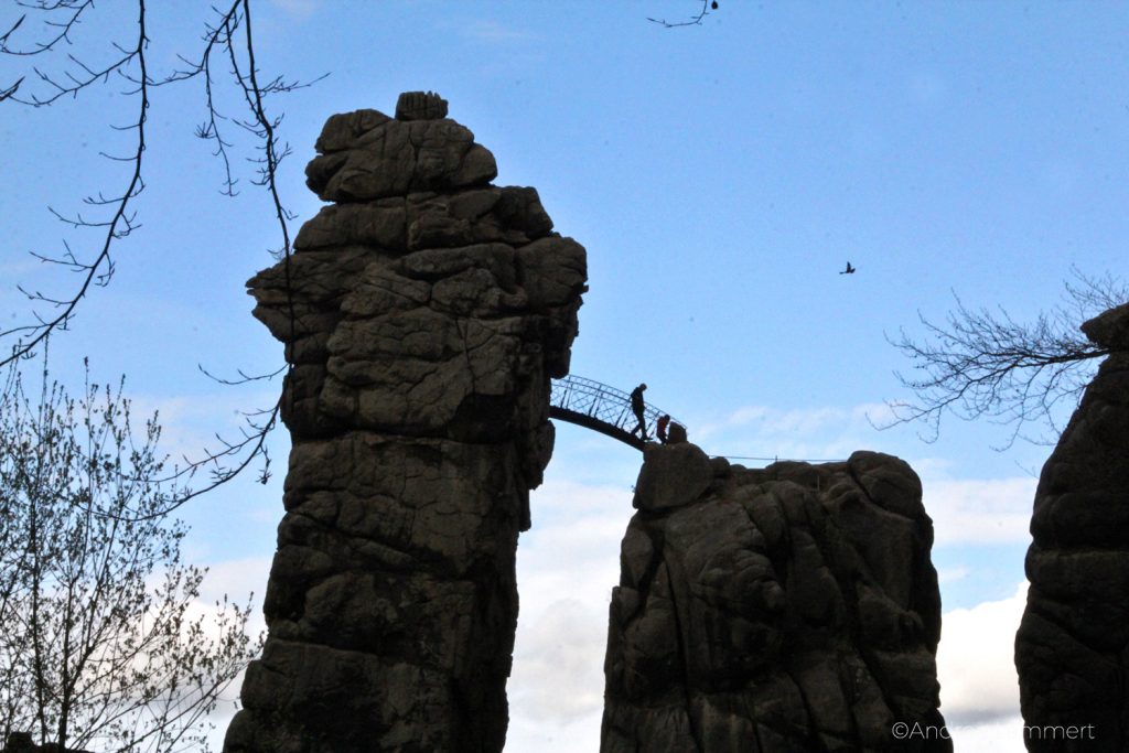 Externsteine, Teutoburger Wald, Bad Meinberg, Brücke am Turmfels