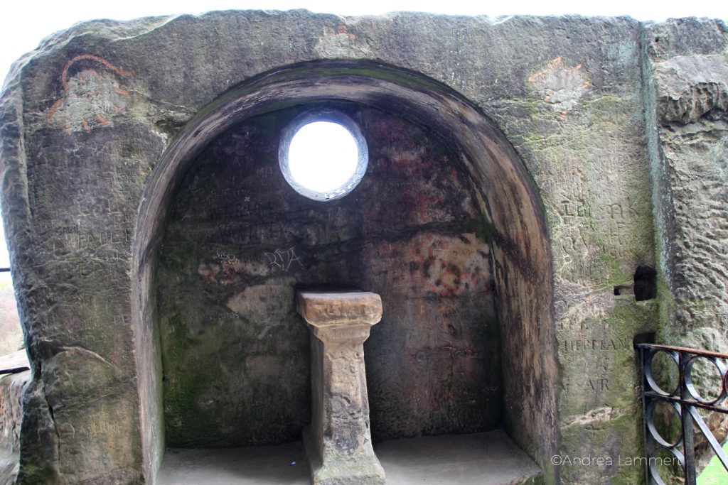 Externsteine, Spirituell, Teutoburger Wald, Bad Meinberg, Höhenkammer mit Sonnenloch