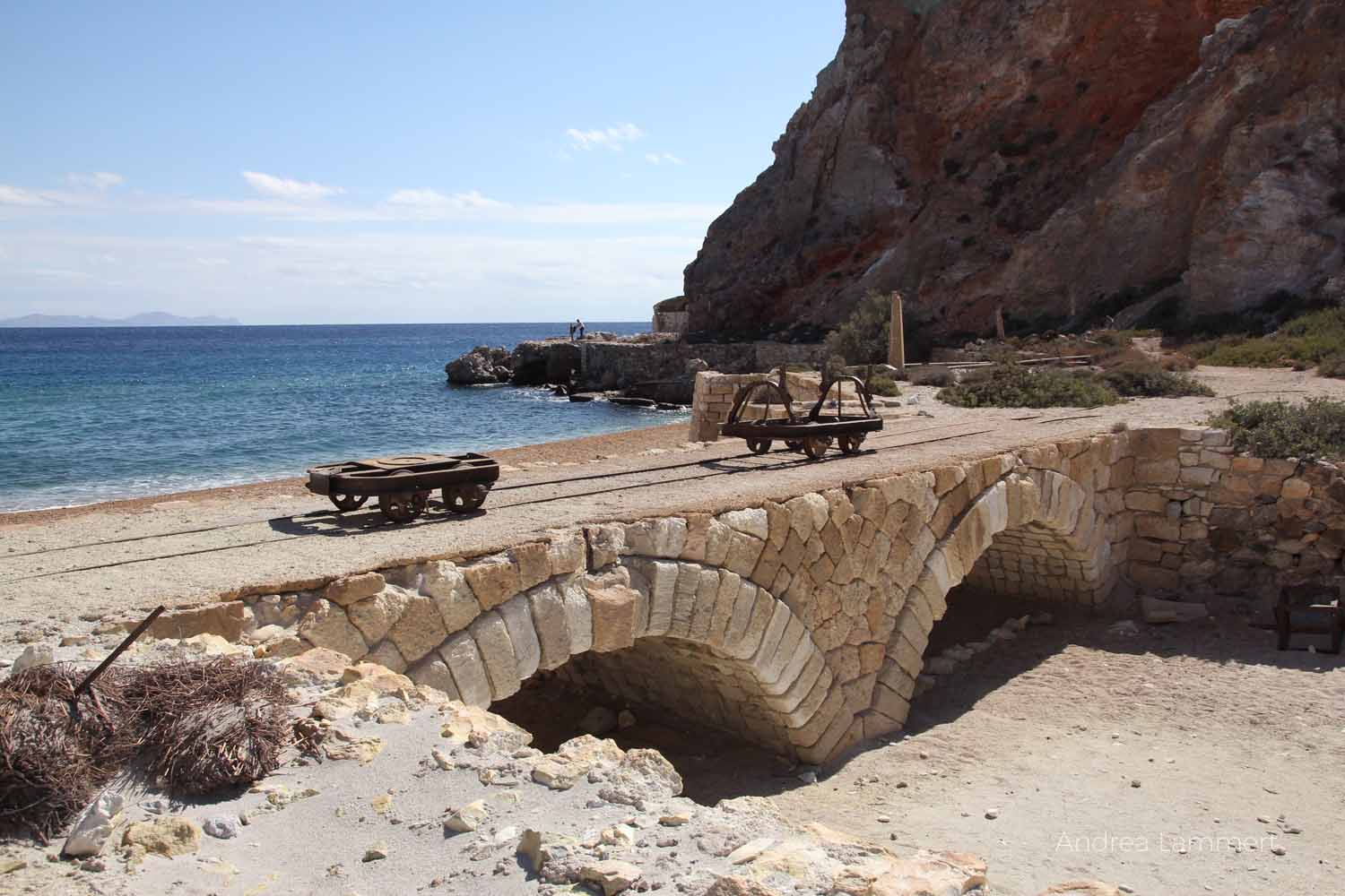 Schwefelminen Milos, Sulfur Mines, Paliorema, Verlassener Ort mit Bergbau auf Milos