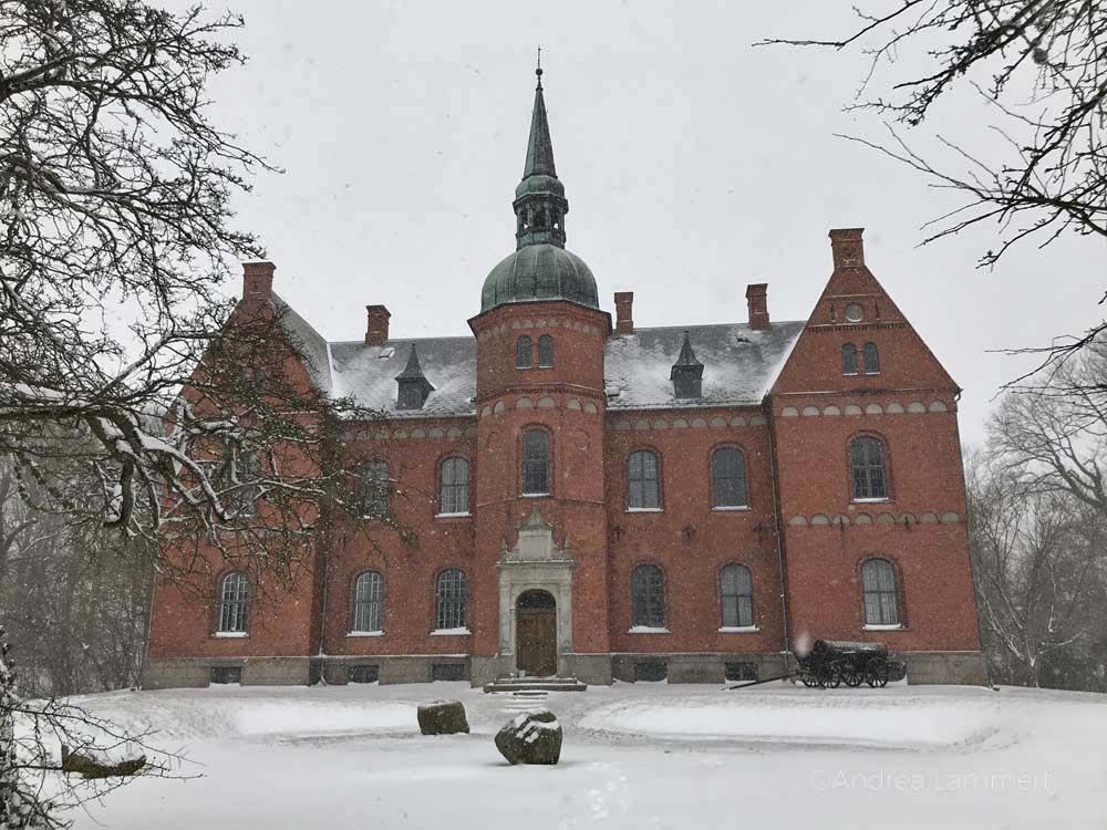 Langeland Gut Skovsgaard, Schloss Langeland