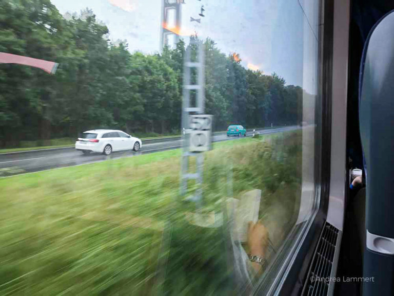 Statt Flug Bahnreisen clever planen und günstig ins