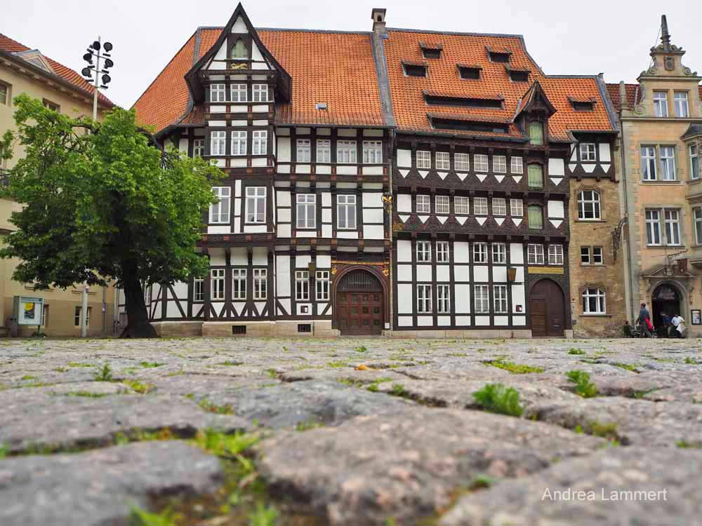 Hübsch ist das Fachwerkensemble gegenüber des Doms in Braunschweig.