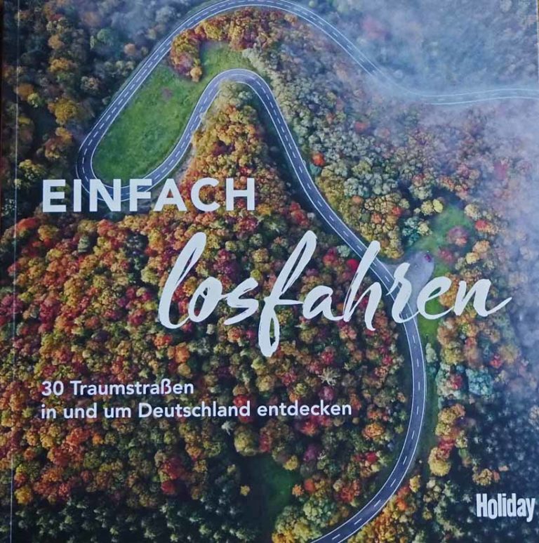 Zitronenmelissen-Pesto I Schnell & raffiniert I Kräuterrezepte I indigo ... Zitronenmelissen-Pesto I Schnell & raffiniert I Kräuterrezepte I indigo ...