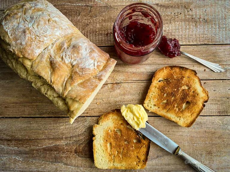 Rezept: Veganes Toastbrot selbstgemacht I indigo-blau.de