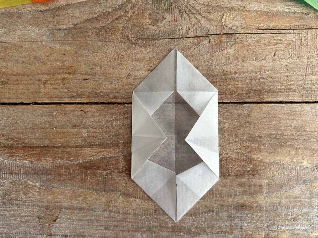 Transparentsterne falten, Anleitung Schritt 9